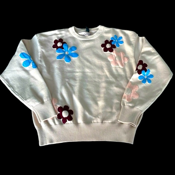 NaNa the Brand Flowers Crewneck Sweater NWT Size XS - Picture 4 of 13